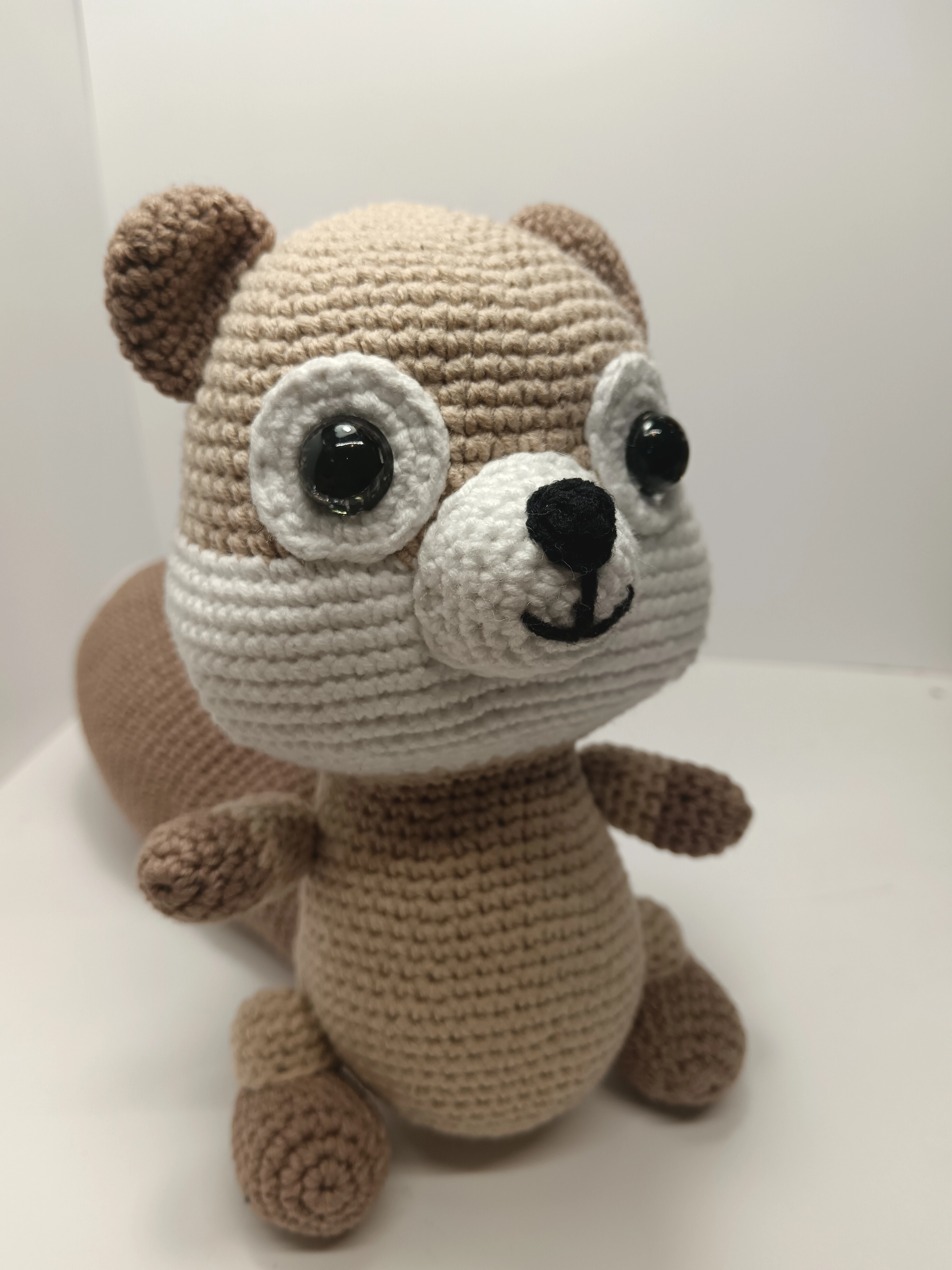 Alfréd mókus amigurumi minta